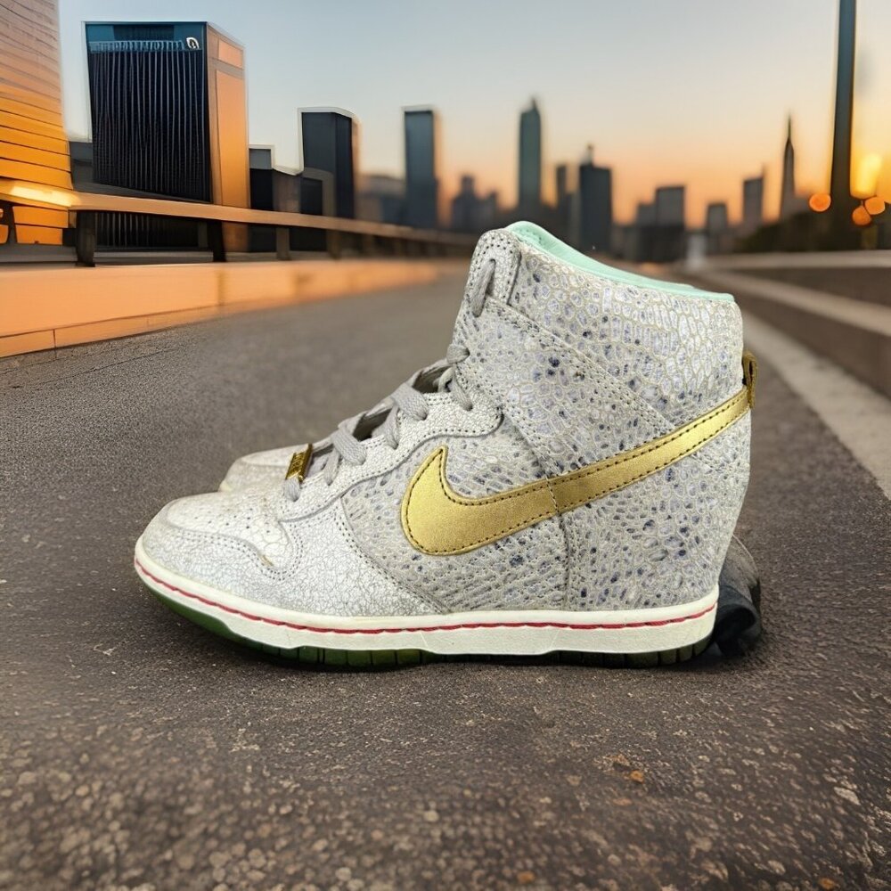 ✅Woman’s 7 NIKE Dunk Sky Hi QS Wedge Sneakers “Year Of The Horse'' 649464 001